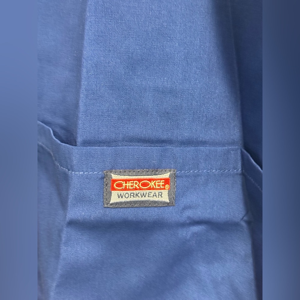 Cherokee Scrub Jacket 🦋 - Picture 4 of 7